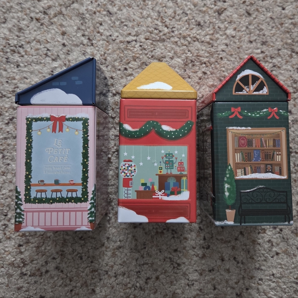 3 Candles From Barnes & Noble Paper Source - Picture 2 of 7